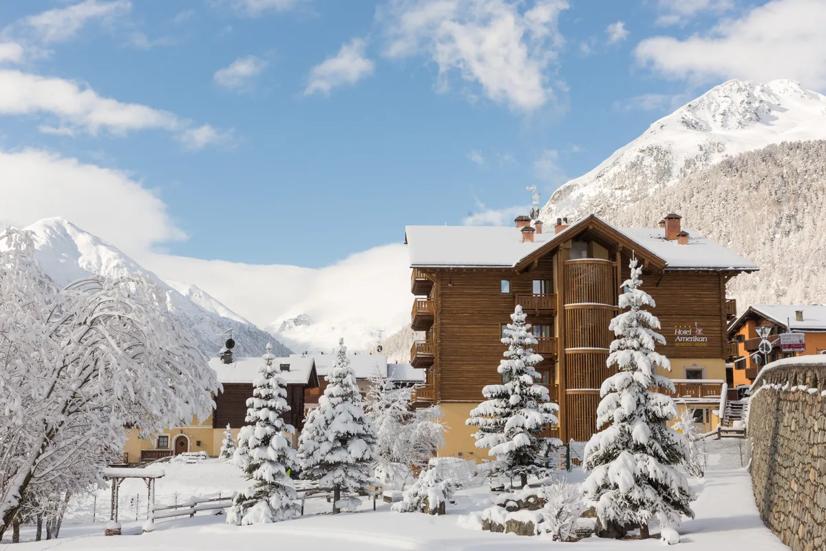 Hotel Amerikan — hoofdfoto