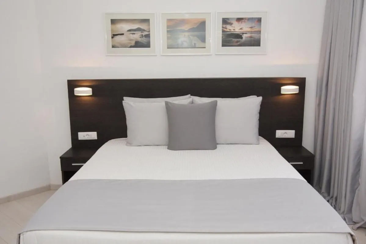 International Atene — hoofdfoto