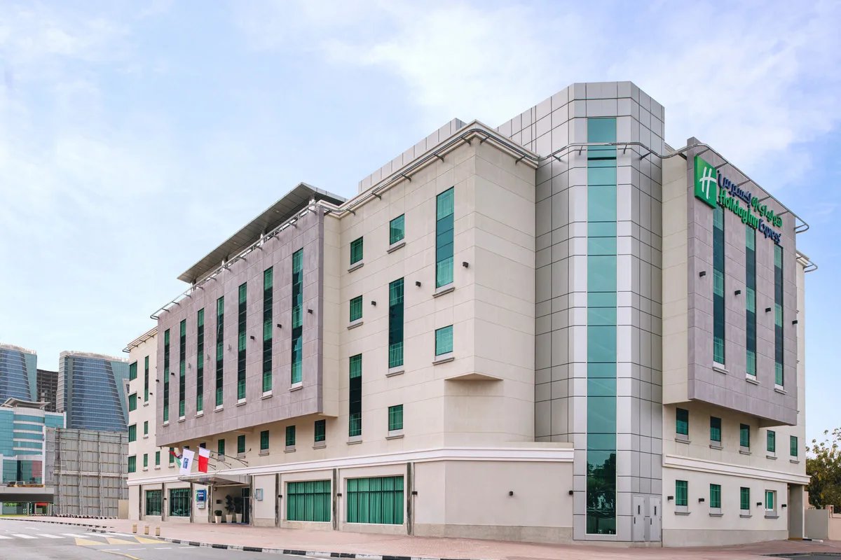 Holiday Inn Express Dubai Safa Park — hoofdfoto