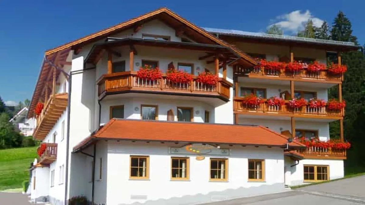 Garnihotel zur Linde — hoofdfoto