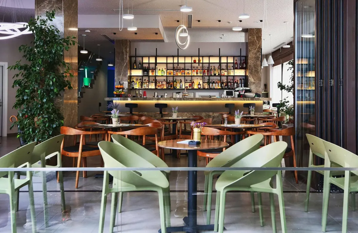 Metro Hotel Tirana — hoofdfoto