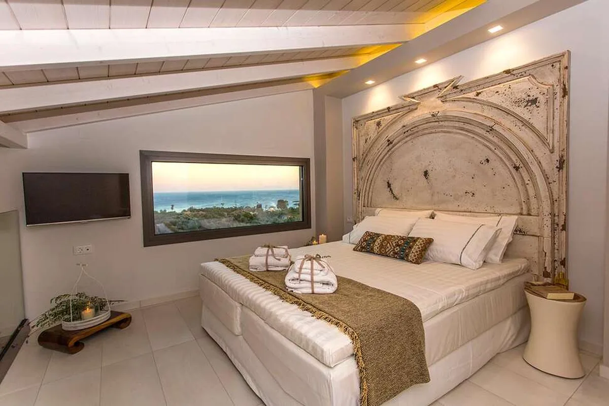 Golden Bay Suites — hoofdfoto