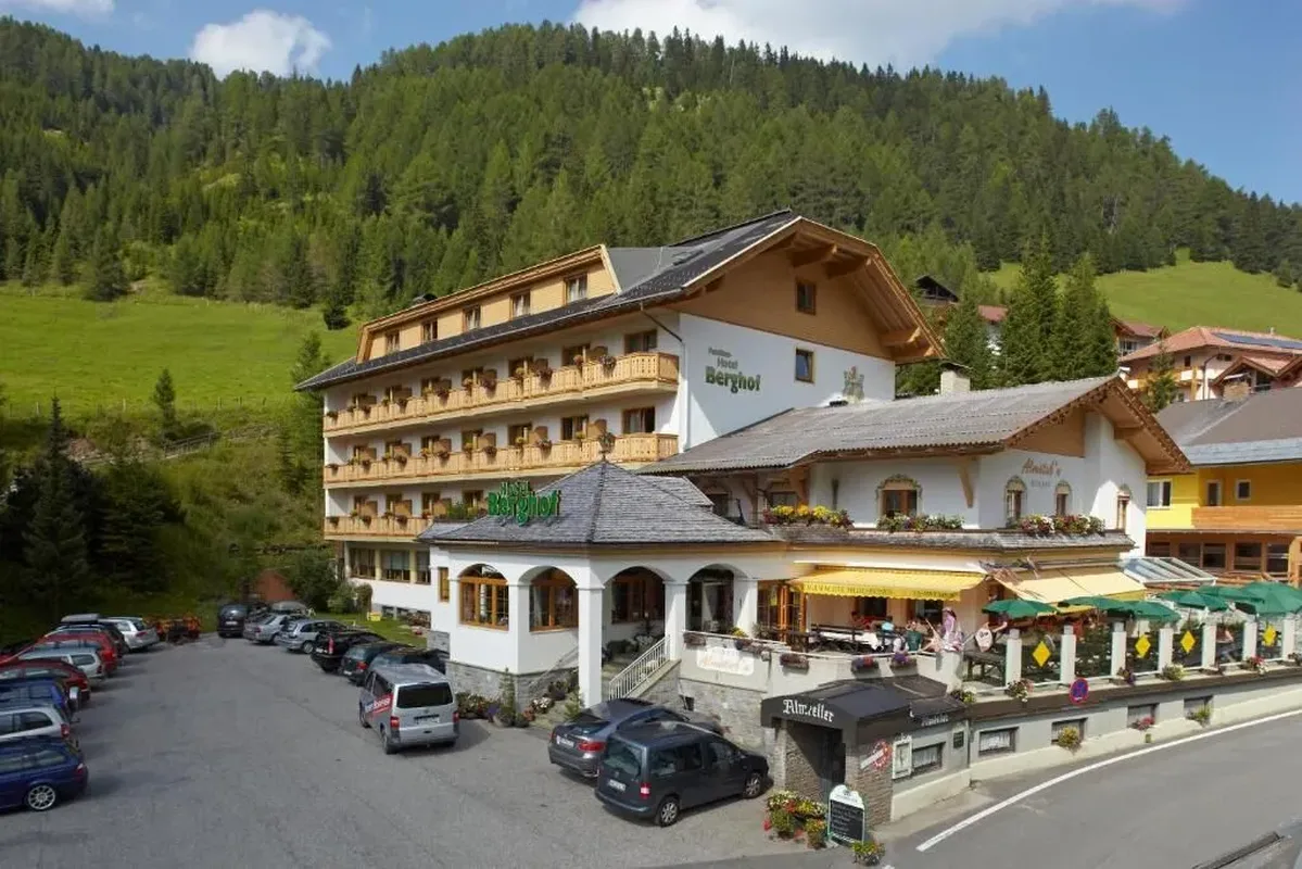 Familienhotel Berghof — hoofdfoto