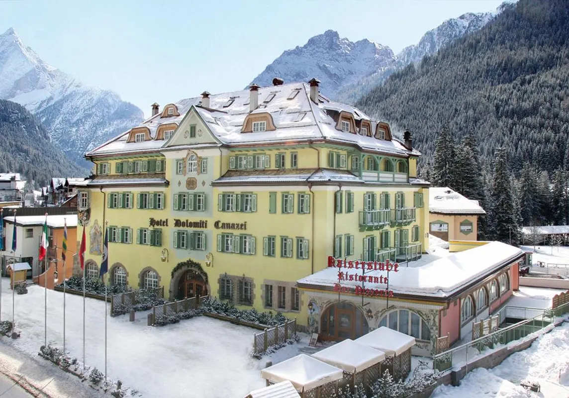Schloss Dolomiti — hoofdfoto