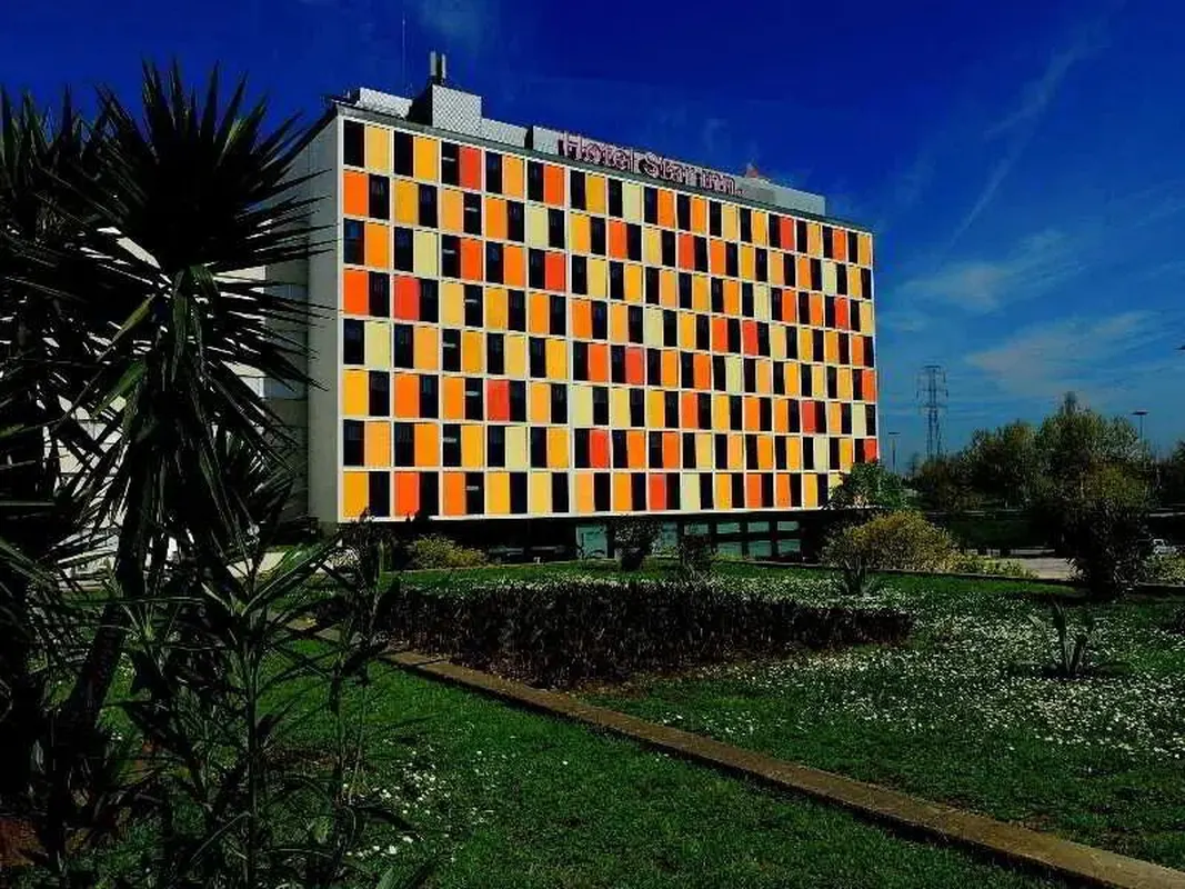 Star Inn Porto - Low Cost Design Hotel — hoofdfoto