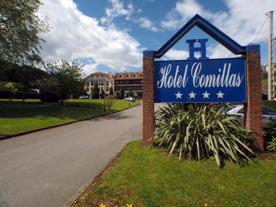 Hotel Comillas — hoofdfoto