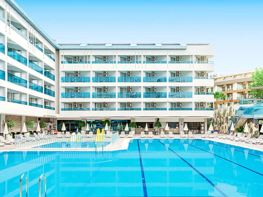 Avena Resort Hotel — hoofdfoto