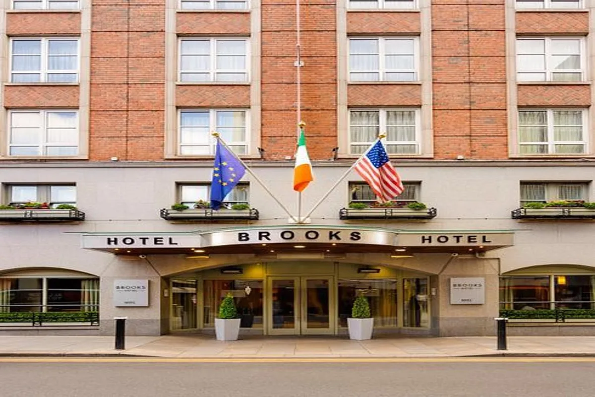 Brooks Hotel — hoofdfoto