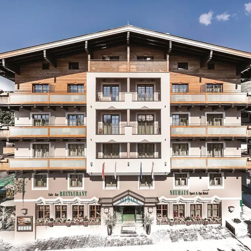 Hotel Neuhaus - Halfpension — hoofdfoto