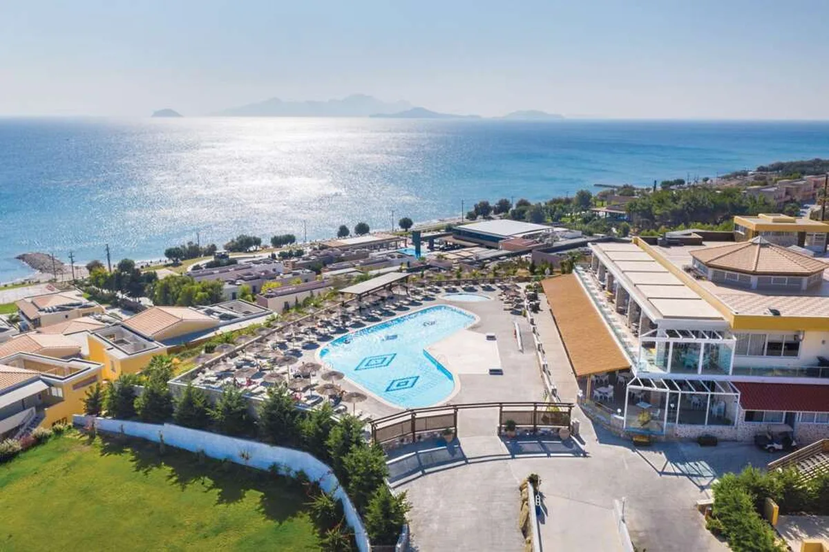Grand Blue Beach Hotel, hoofdfoto