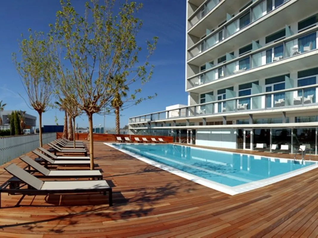 Atenea Port Barcelona Mataró — hoofdfoto