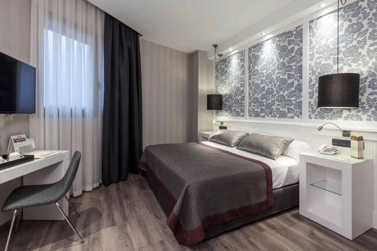 Hotel Catalonia Excelsior — hoofdfoto