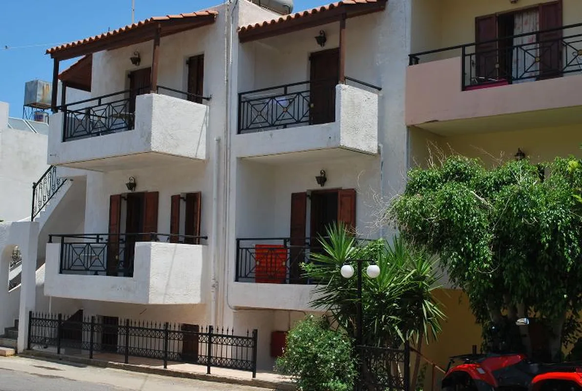 Koula Apartments, hoofdfoto