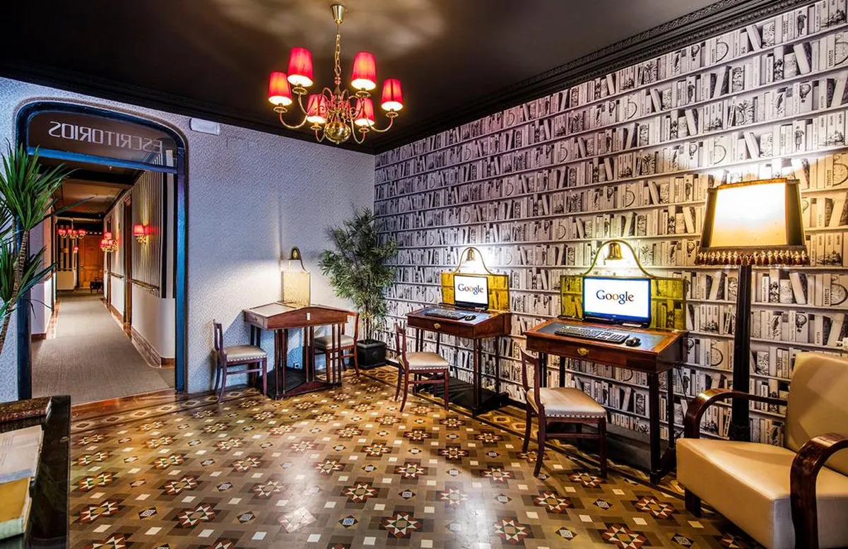 Nouvel — hoofdfoto