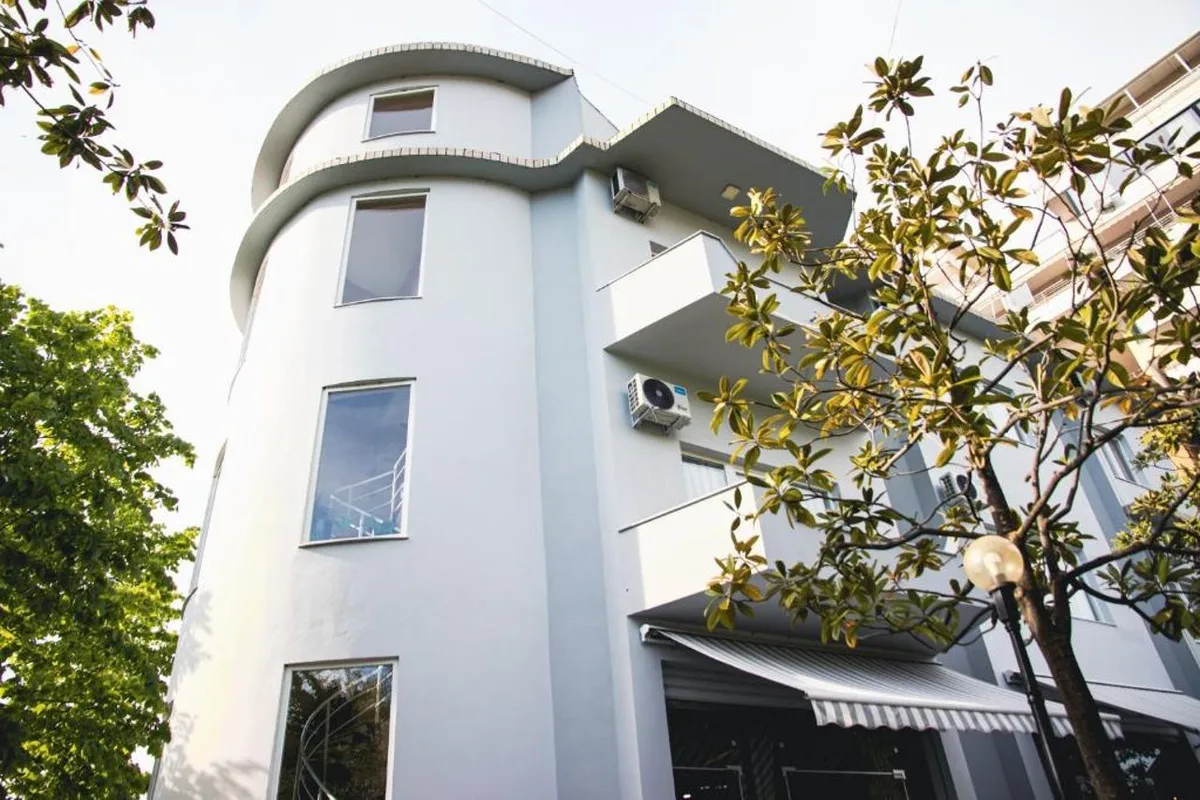 Hotel Blini — hoofdfoto