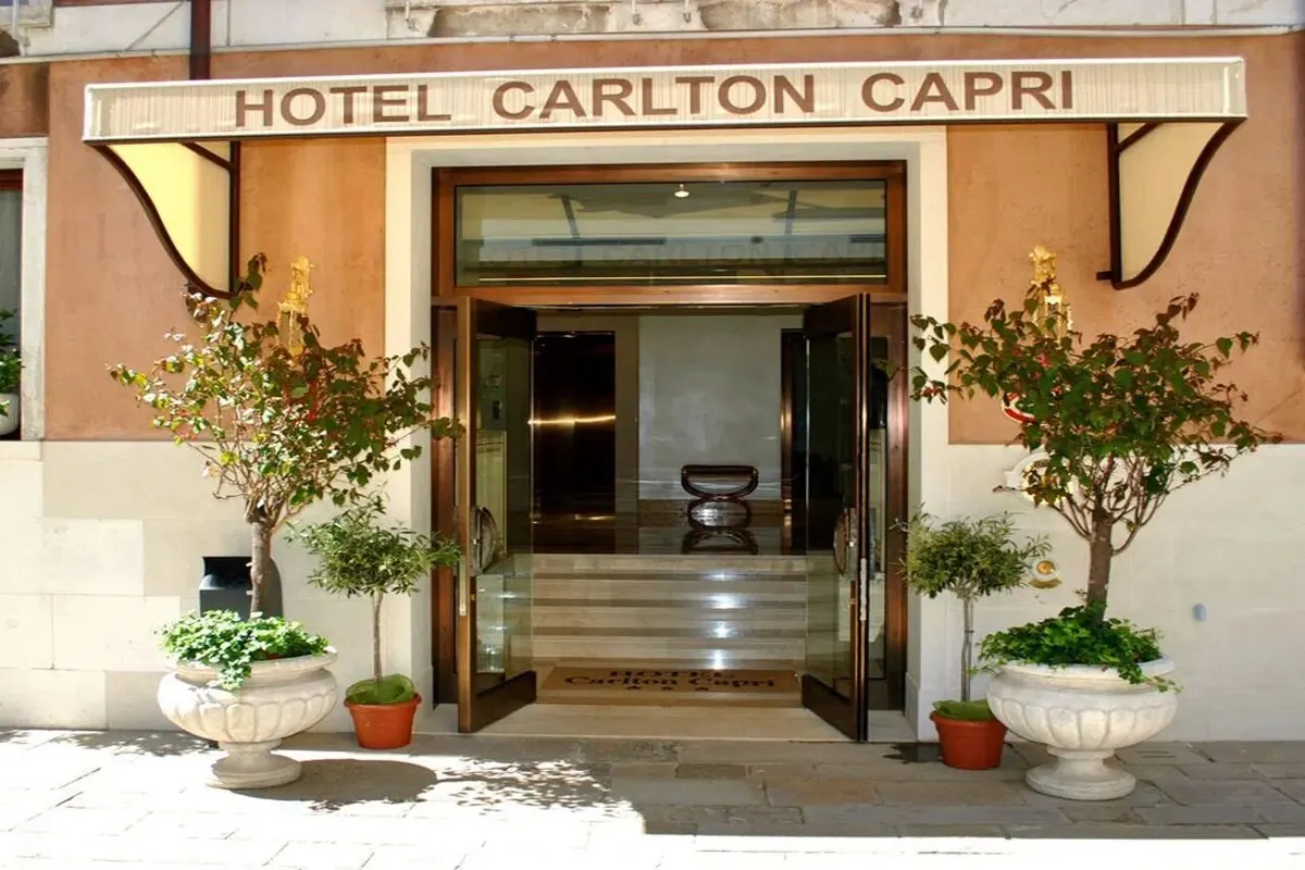 Hotel Carlton Capri — hoofdfoto