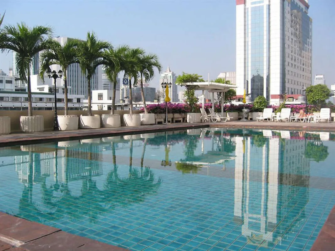 Royal Benja Hotel — hoofdfoto