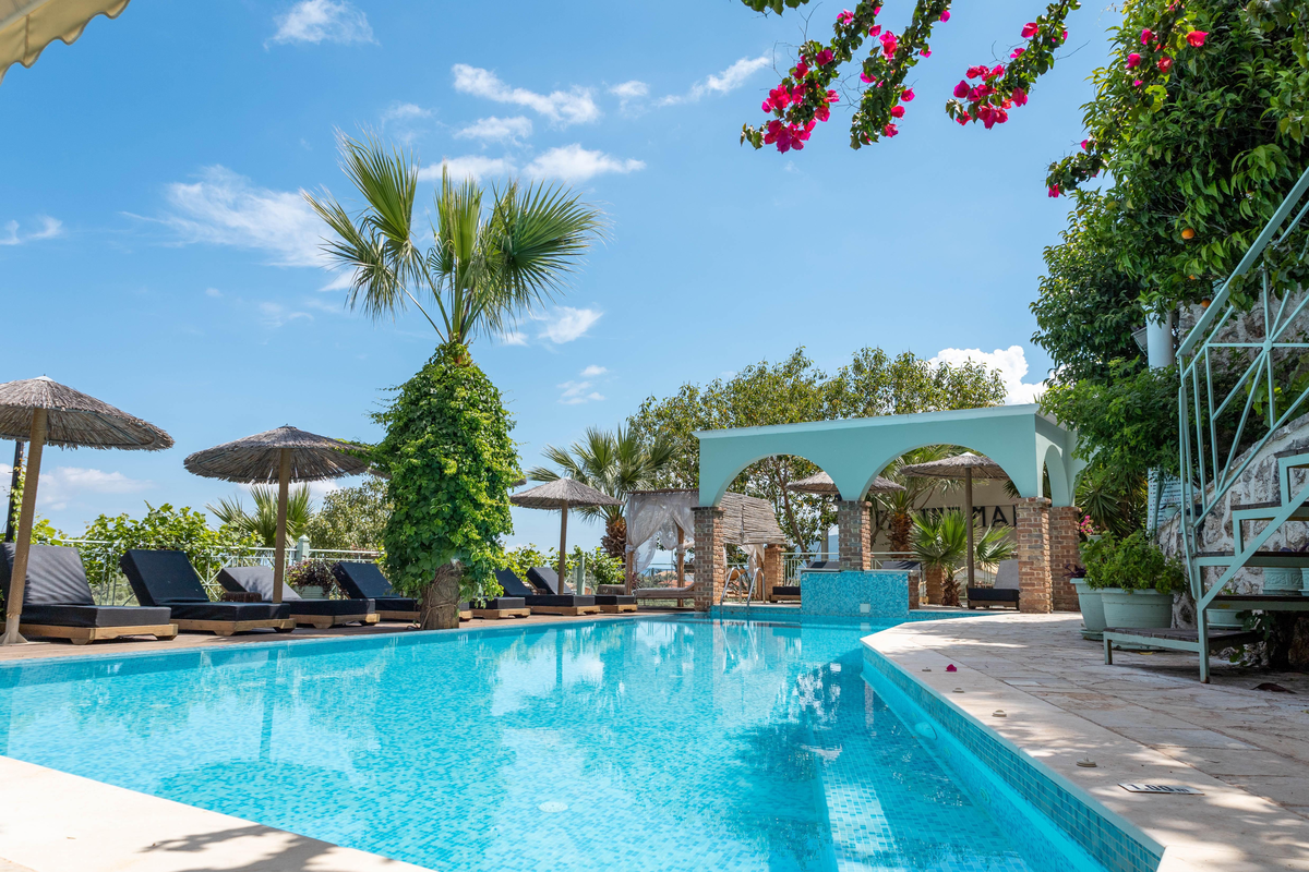 Aparthotel Kastro Maistro — hoofdfoto