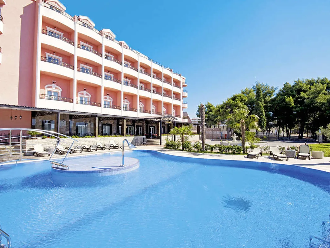 Hotel Miramare — hoofdfoto
