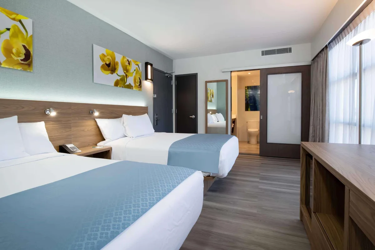 Wingate by Wyndham Long Island City — hoofdfoto