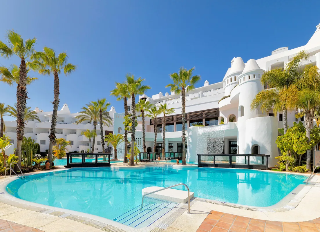 Hotel H10 Estepona Palace - logies & ontbijt, hoofdfoto