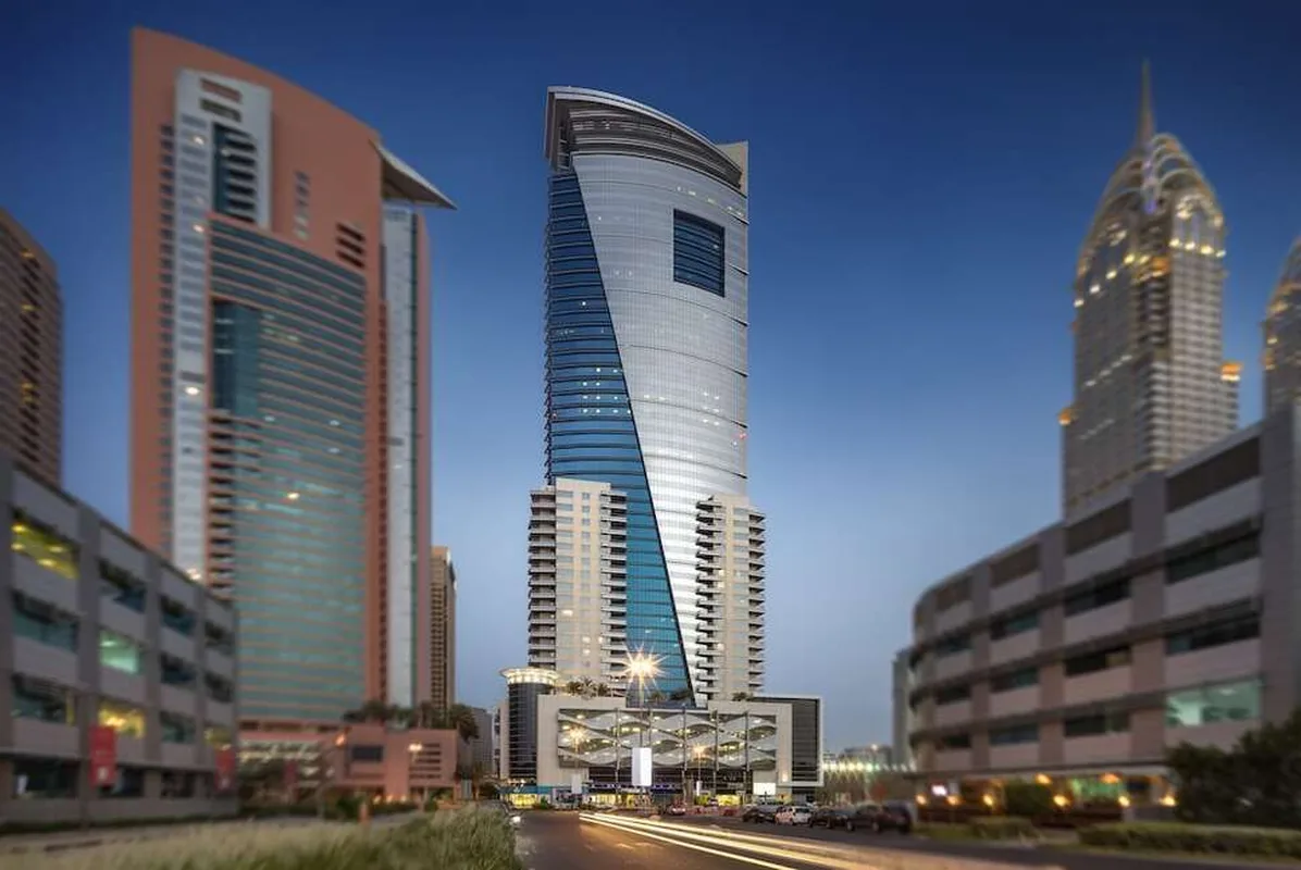 Staybridge Suites Dubai Internet City — hoofdfoto