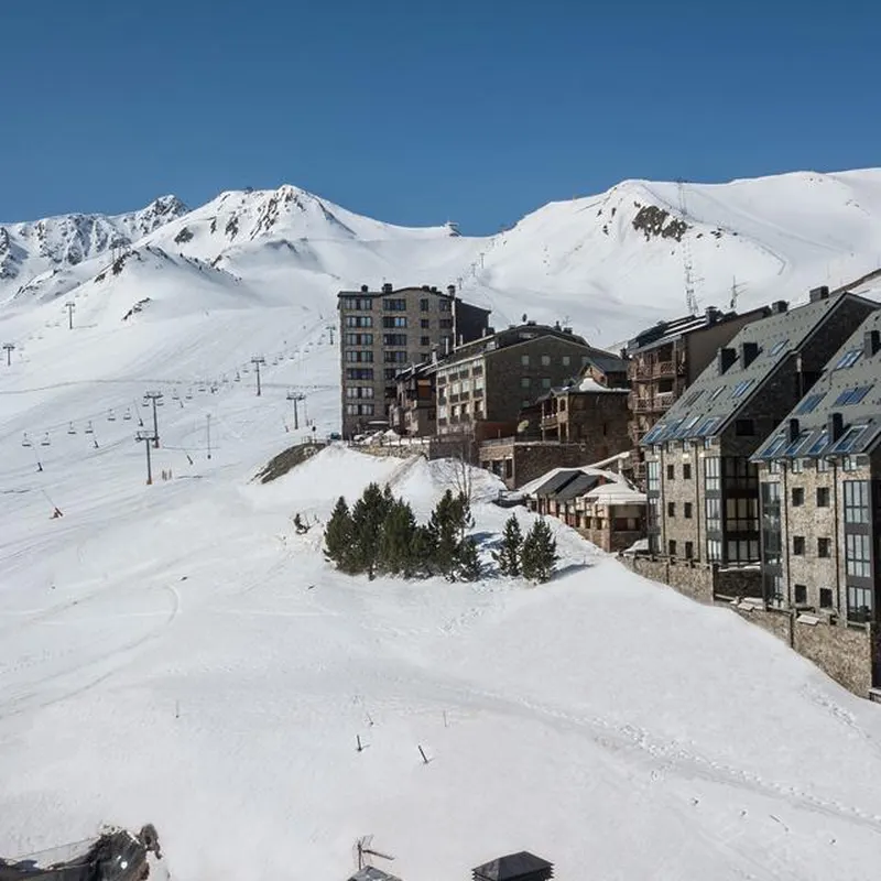 Hotel Grand Pas — hoofdfoto