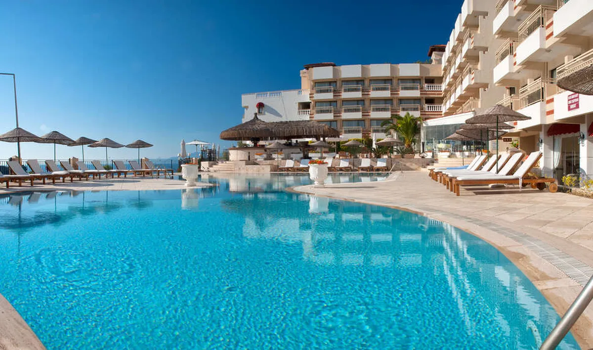 Hotel Carina — hoofdfoto