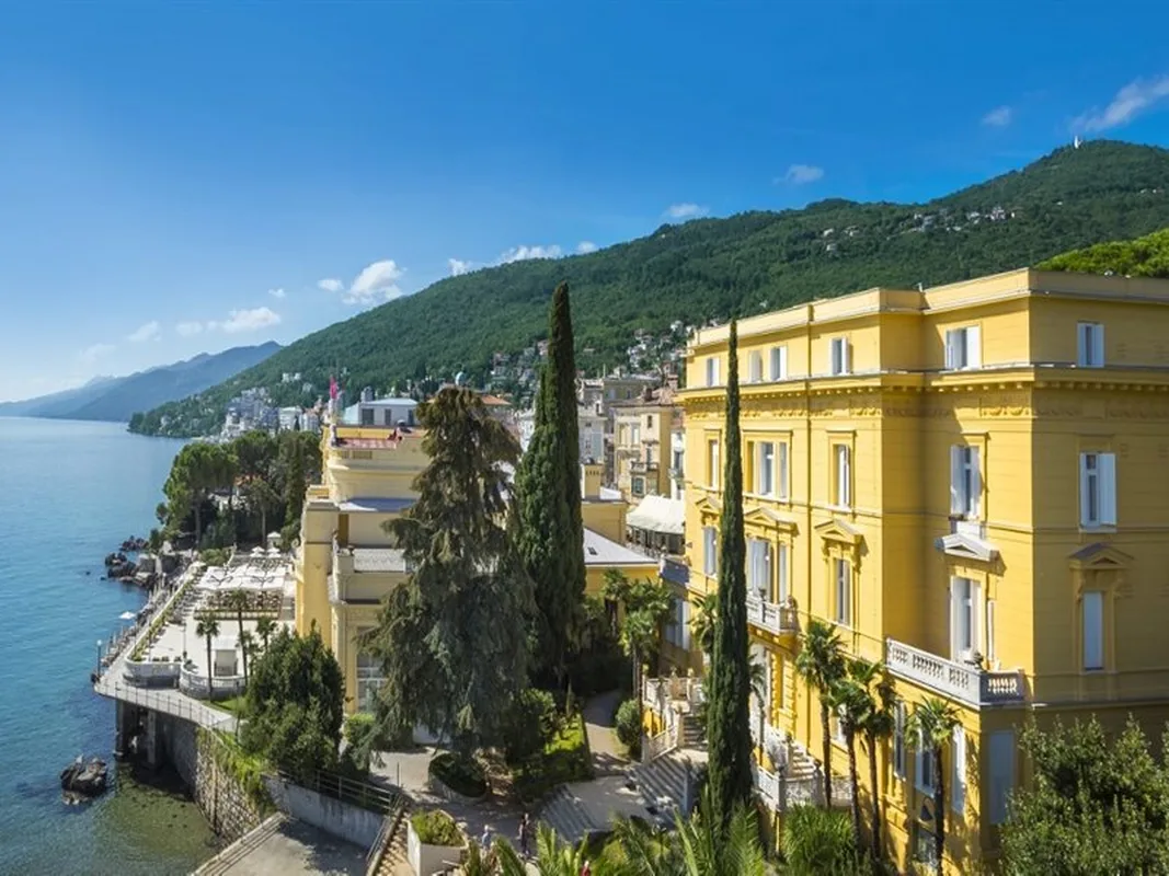 Villa Amalia, hoofdfoto