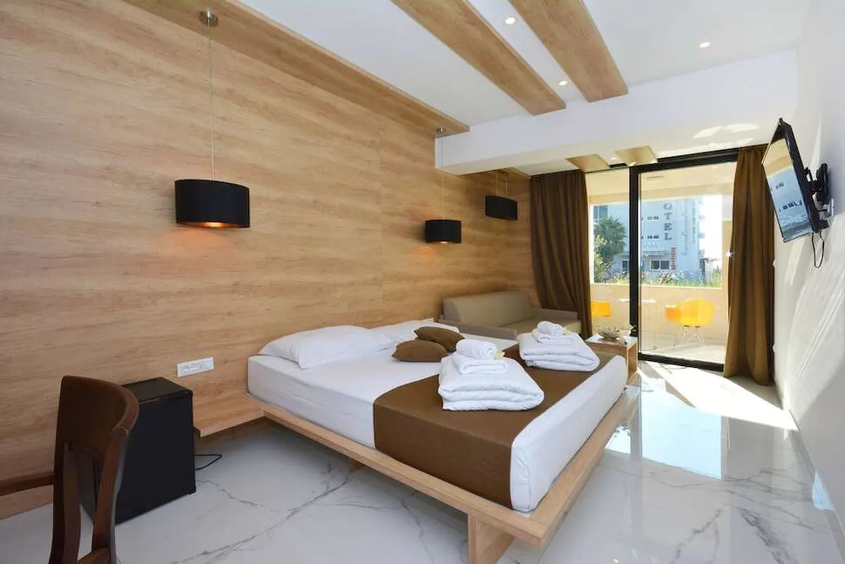Jona Rooms Podstrana — hoofdfoto