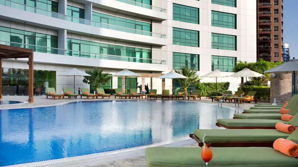 Time Grand Plaza Hotel — hoofdfoto