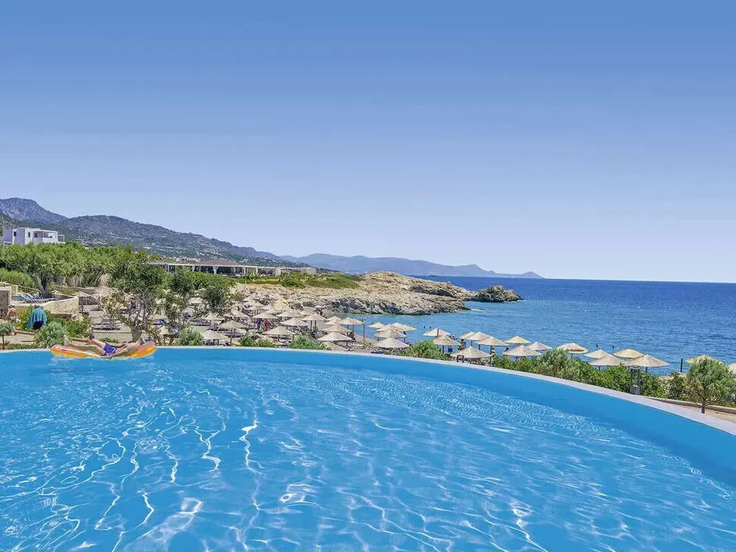 Kakkos Beach Hotel — hoofdfoto