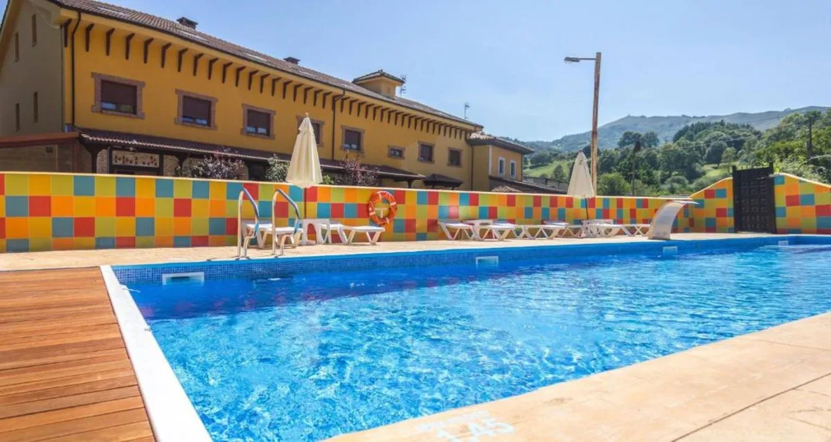 Hotel Angliru — hoofdfoto