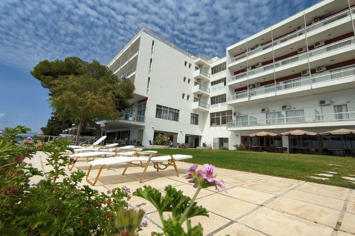 Siagas Beach Hotel — hoofdfoto