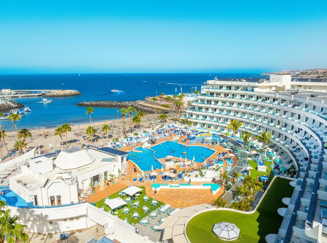 HOVIMA La Pinta Beachfront Family Hotel — hoofdfoto