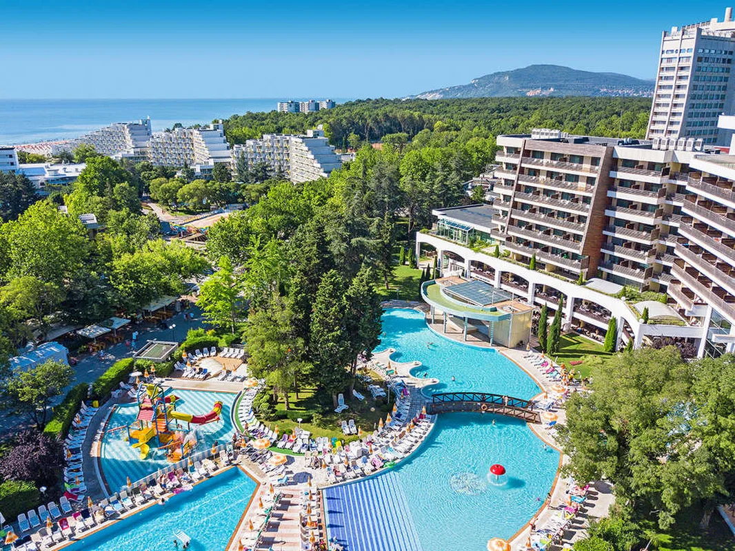 Flamingo Grand Hotel & Spa — hoofdfoto
