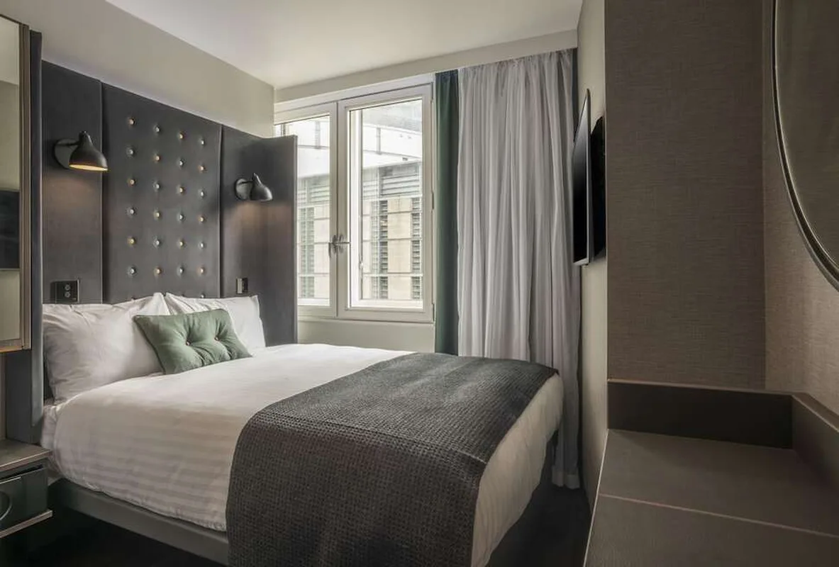 Point A Hotel Edinburgh Haymarket — hoofdfoto