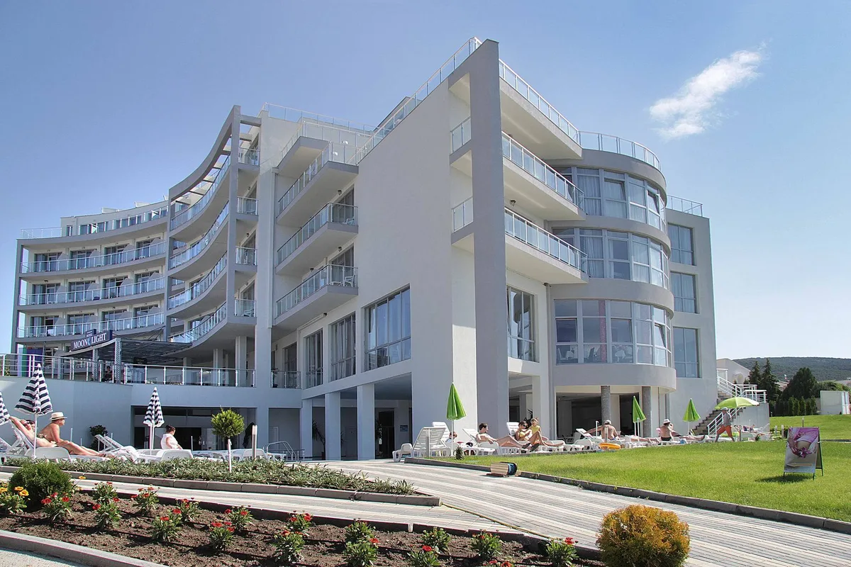 Moonlight Hotel — hoofdfoto