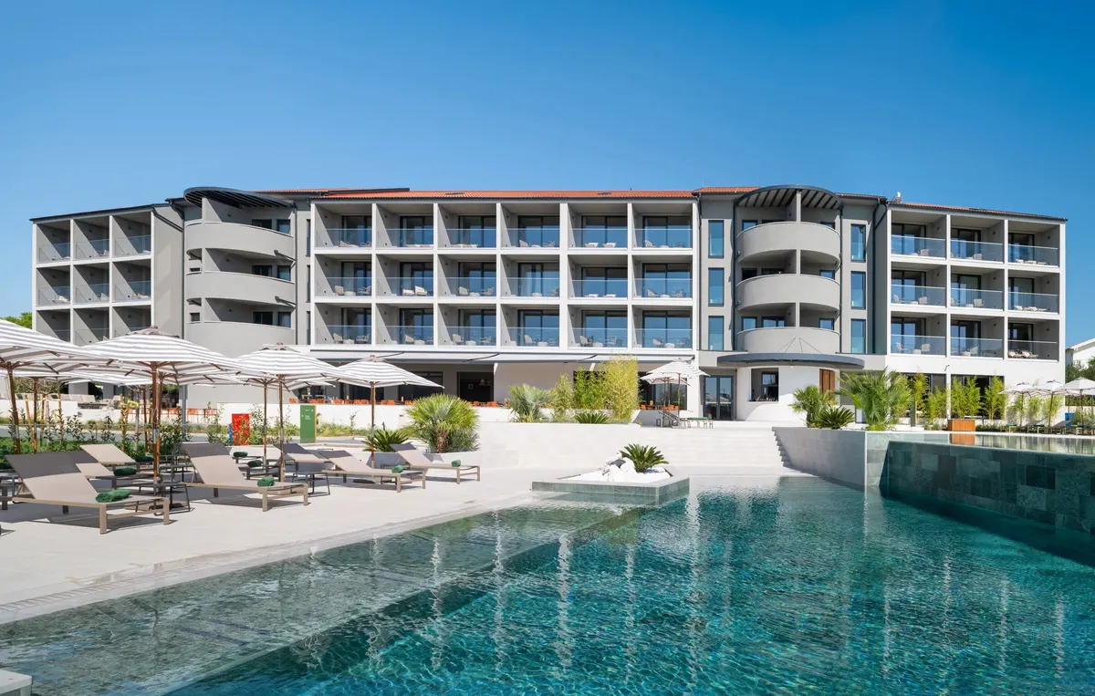 Molum Hotel & Residences — hoofdfoto