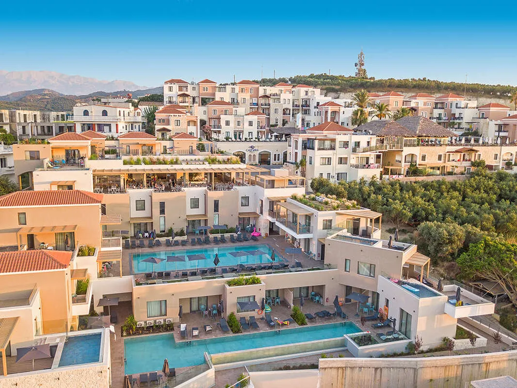 Atlantica Caldera Village, hoofdfoto