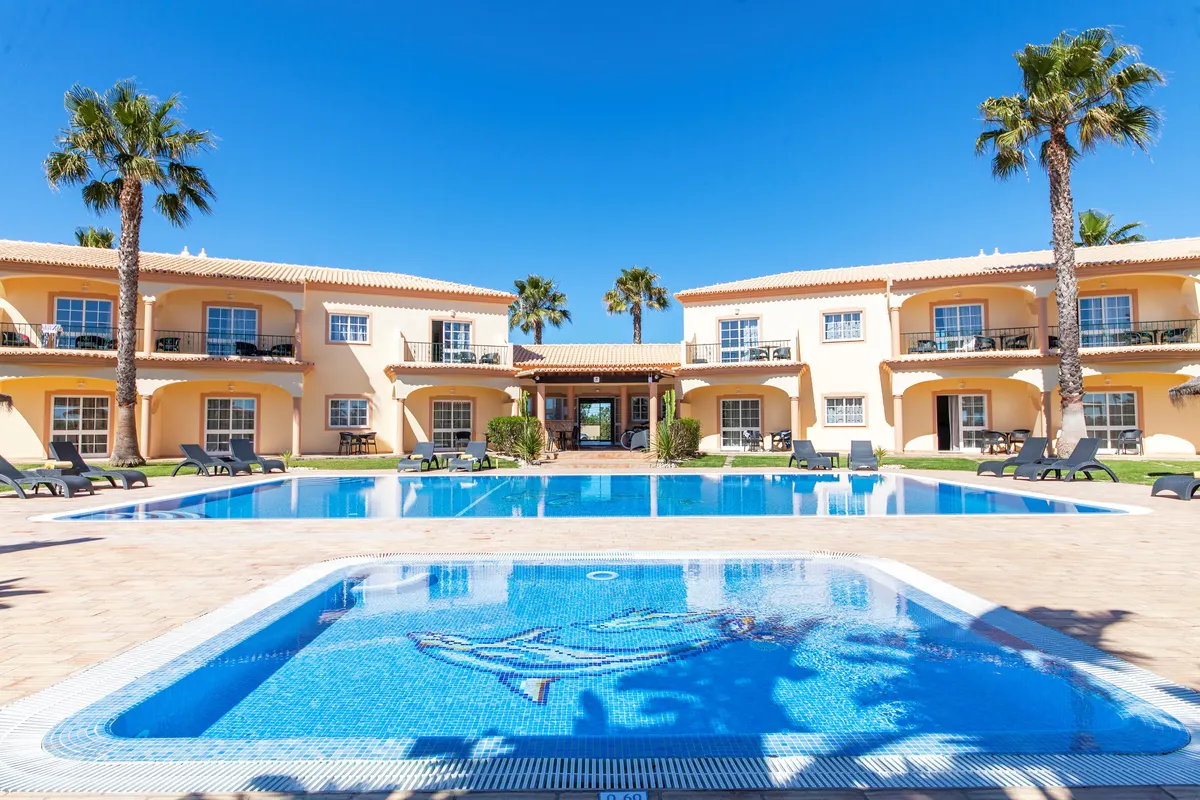 Aparthotel Atalaia Sol - inclusief huurauto — hoofdfoto