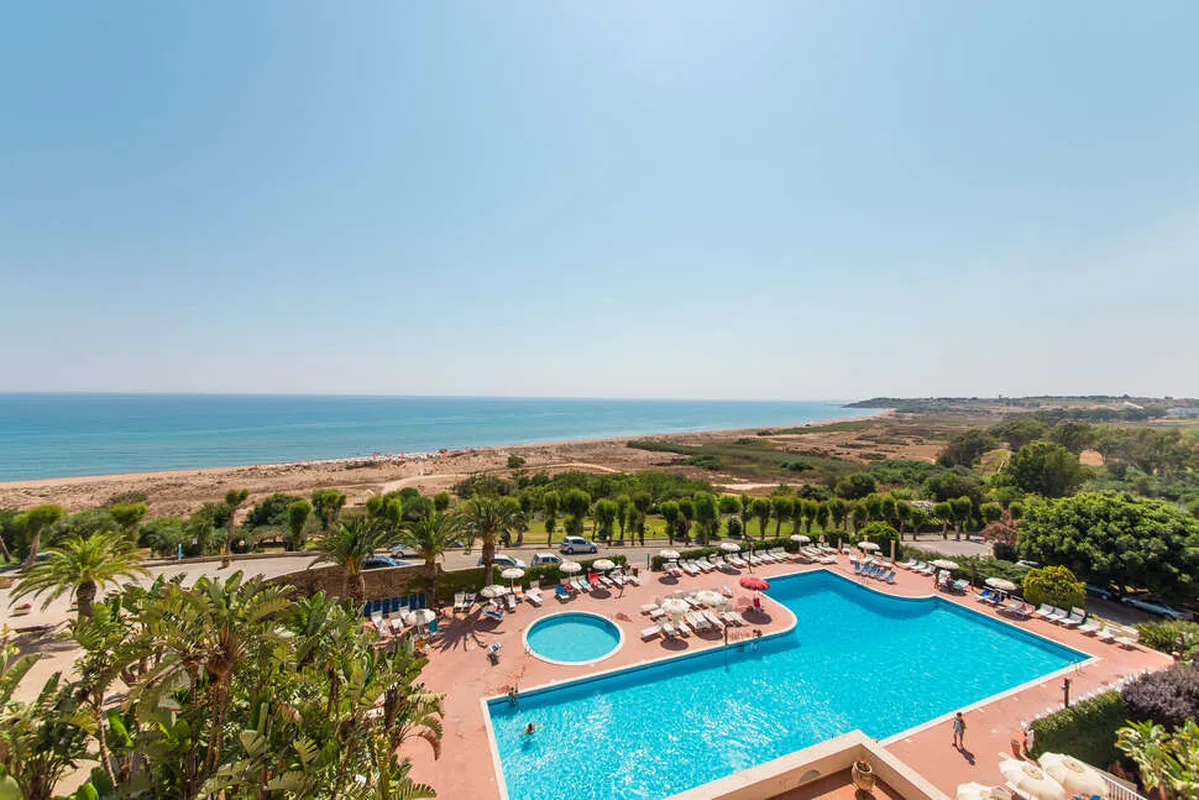 Paradise Beach Resort — hoofdfoto