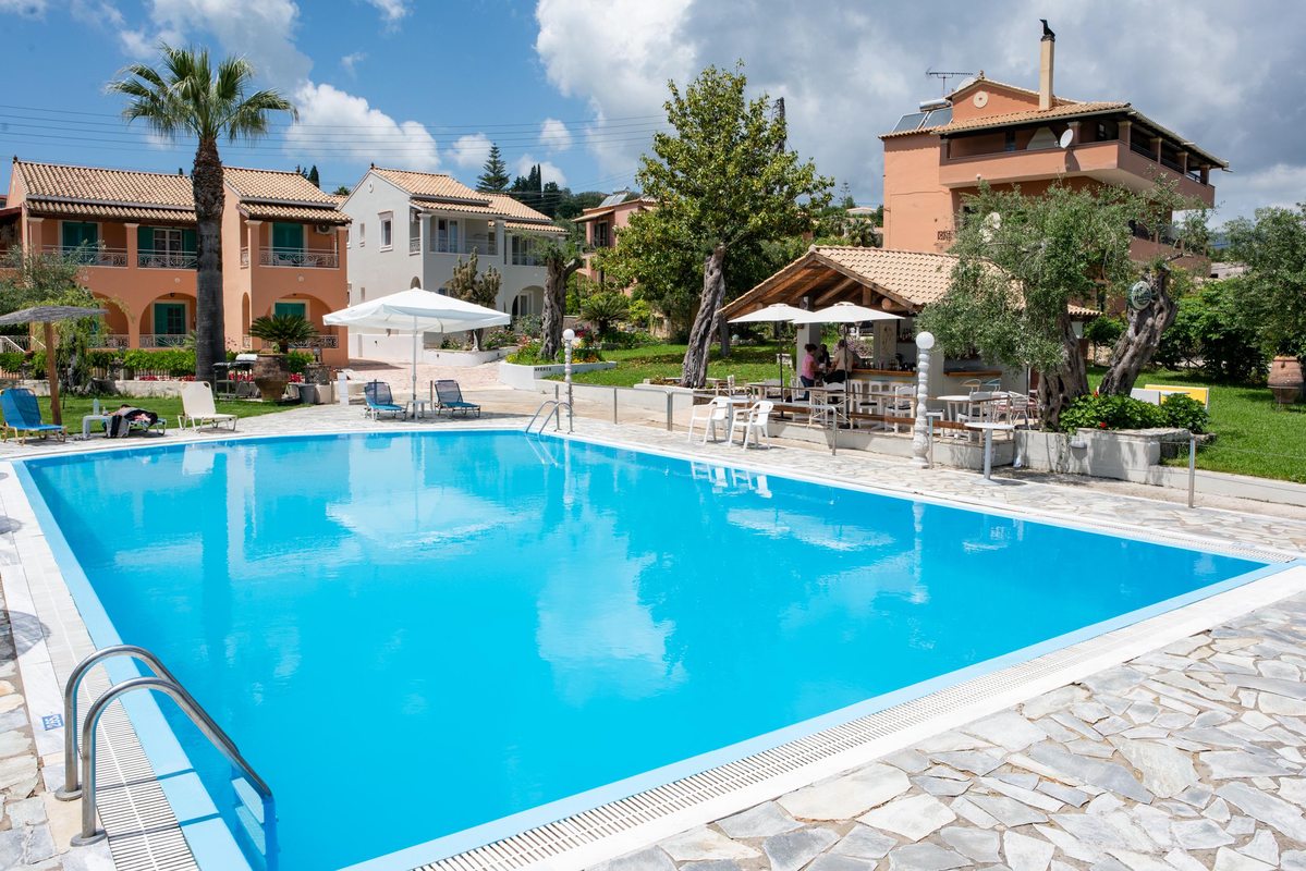 Appartementen Averto Corfu — hoofdfoto