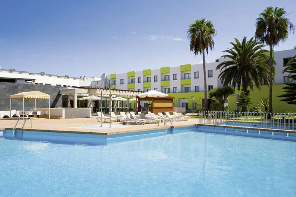 Hotel Livvo Corralejo Beach — hoofdfoto