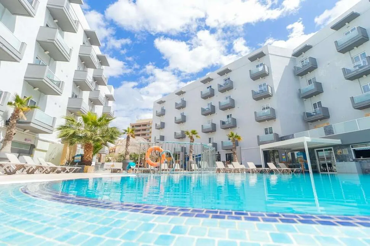 Bora-Bora Ibiza Malta — hoofdfoto