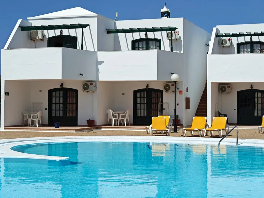 Apartamentos San Marcial — hoofdfoto