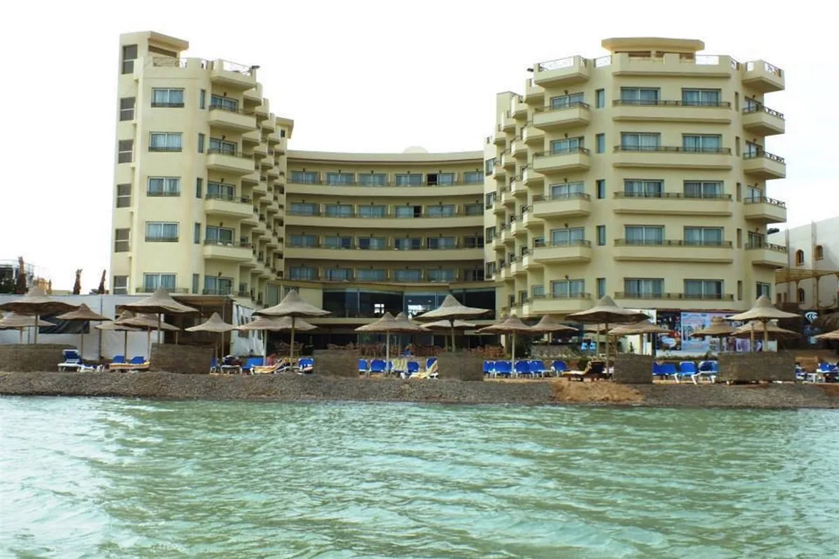 Magic Beach Hotel — hoofdfoto