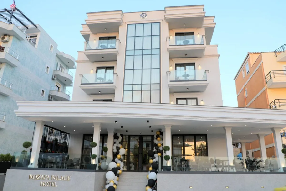 Rozafa Palace Hotel — hoofdfoto