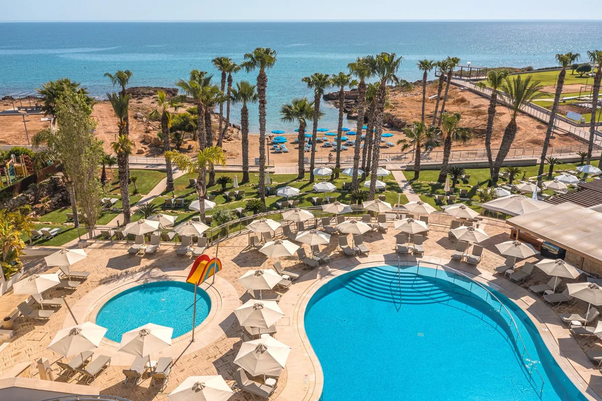 Louis Althea Beach — hoofdfoto