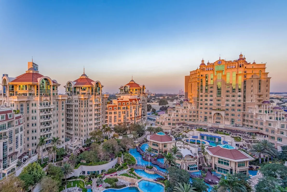 Swissotel Al Murooj — hoofdfoto